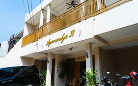 RedDoorz near Cipinang Indah Mall